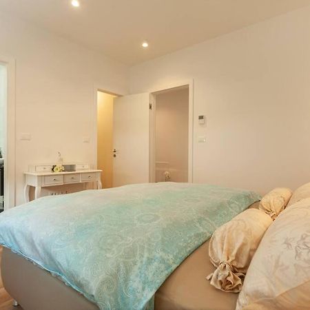 Apartment Capo D'Oro Rovinj Eksteriør billede